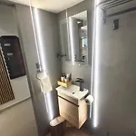公寓 Orchid Modern Near Metro & Free Parking 塞萨洛尼基