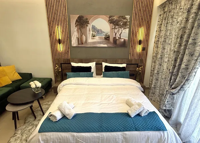 Apartament Green Orchid Modern Studio Near Metro & Free Parking Salonic