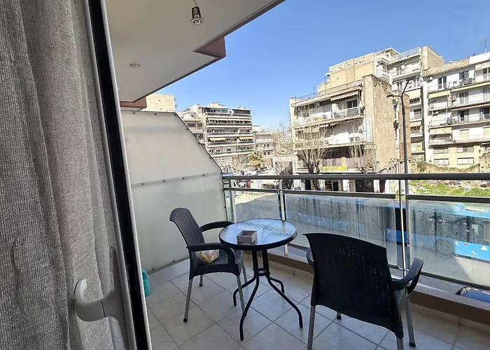 Green Orchid Modern Studio Near Metro & Free Parking * Salonic
